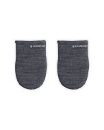 Le Creuset Mitts against a white background, shot directly from above from the front. A LE Creuset Logo is stitched in white.