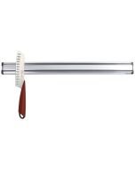 https://cdn.everythingkitchens.com/media/catalog/product/cache/0746f301bfc31b0414978433e8b7d2aa/n/o/norpro-magnetic-knife-bar-aluminum-knife-strip-16-popup.jpg