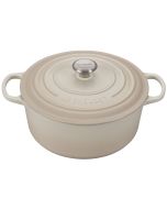 Le Creuset 7.25 Qt. Round Signature Dutch Oven with Stainless Steel Knob | Meringue White