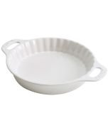 https://cdn.everythingkitchens.com/media/catalog/product/cache/0746f301bfc31b0414978433e8b7d2aa/s/t/staub-ceramic-9-pie-dish-white-5.jpg