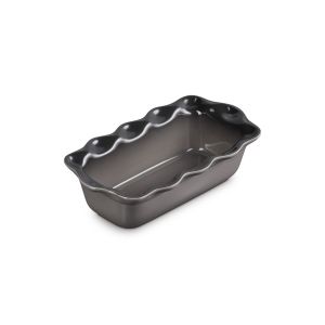 Le Creuset 9" Heritage Fluted Loaf Pan (Oyster) 