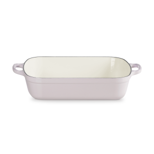 Le Creuset 5.25 Qt Signature Rectangular Roaster side, slightly above against a white background