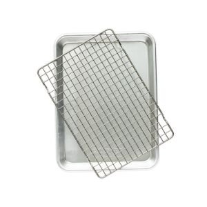 Nordic Ware Quarter Sheet With Rack