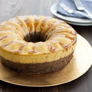 Cake Pans, Bundt Pans, Molds & More | Bakeware | Everything Kitchens