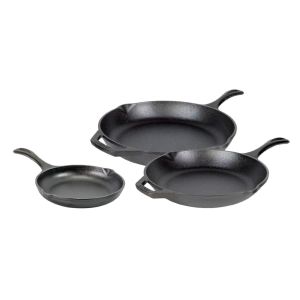  image shows Lodge Cast Iron 3-Piece Chef Collection Skillet Set against a blank, white background