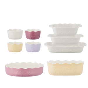 Mason Cash In The Meadow 9-Piece Bakeware Set against a white background