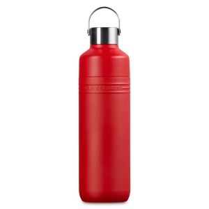 image shows Le Creuset On The Go 33oz Stainless Steel Water Bottle | Cerise against a blank, white background