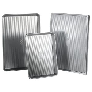 image shows USA Pan 3-Piece Bakeware Set against a blank, white background