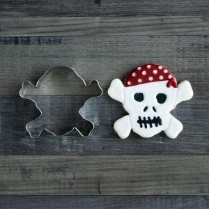 Ann Clark Metal Cookie Cutter - Skull & Crossbones