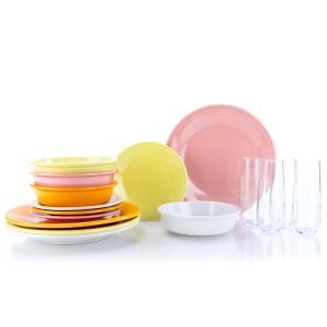 Fiesta® 16-Piece Classic Place Setting with Glasses | Sunday Brunch