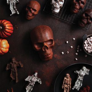 Nordic Ware Haunted Skull Cake Pan