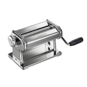 image shows Marcato Atlas 150 Roller Pasta Machine against a blank, white background