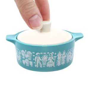 image shows Twinkl Toast Pyrex-Inspired Casserole Ceramic Trinket Box | Butterprint against a blank, white background