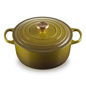 Le Creuset Signature Series 5.5 Qt. Dutch Oven (Olive)