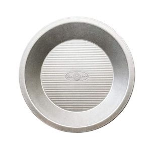 image shows USA Pan 9" Pie Pan against a blank, white background