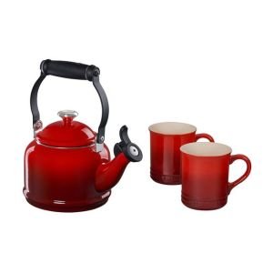 Le Creuset 1.25 Qt. Demi Kettle Tea Pot + 2 - 14oz Mugs Set | Cerise/Cherry Red