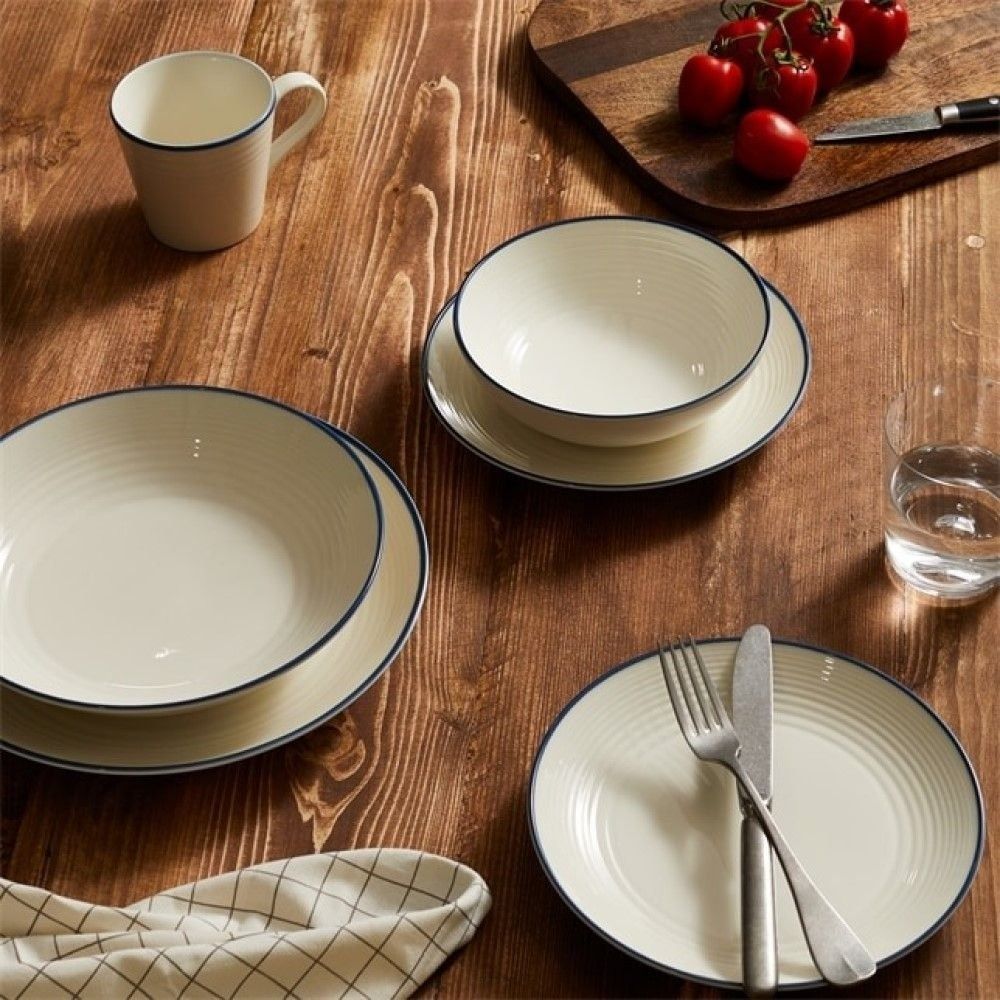 Gordon ramsay maze dinner set top