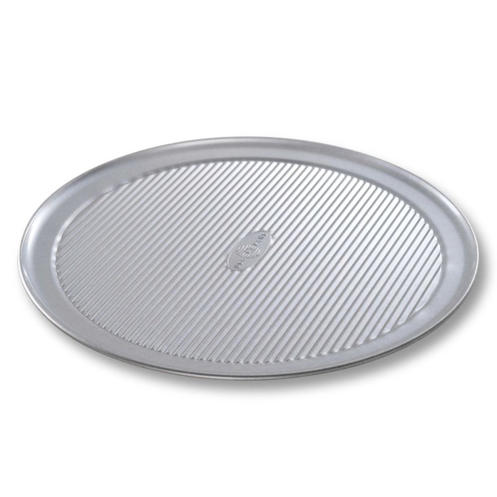 USA Pan Bakeware 14-Inch Perforated Pizza Pan