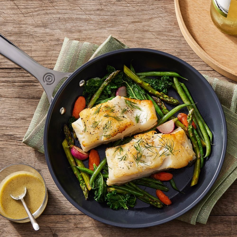 Le Creuset Essential Nonstick Ceramic 12" Fry Pan