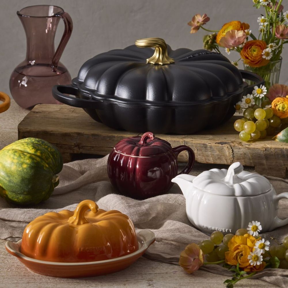 Signature 2.75 Qt. Pumpkin Braiser (Licorice) | Le Creuset