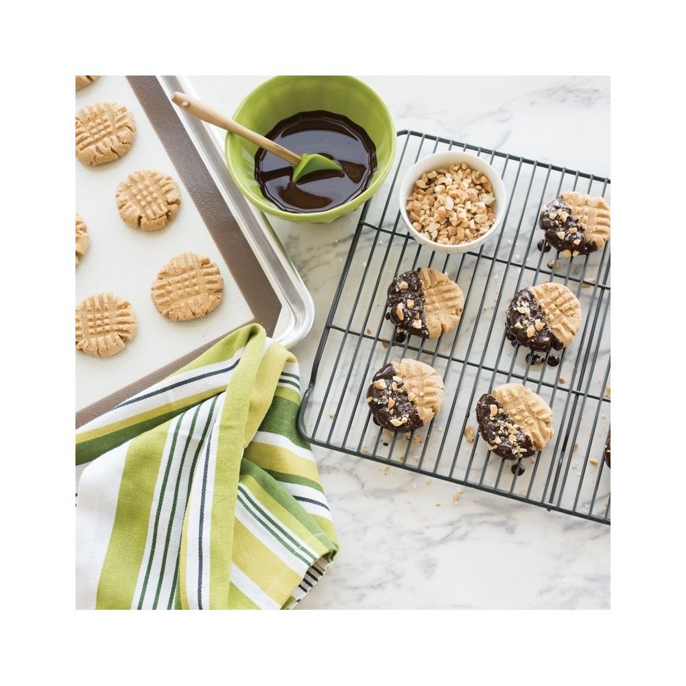 Nordic Ware Naturals 3-Piece Cookie Baking Set - Cooks