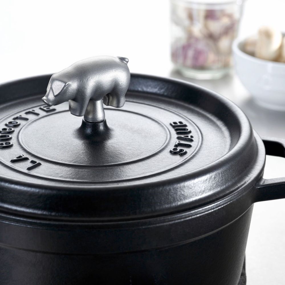 Staub Animal Knob - Pig | Everything Kitchens