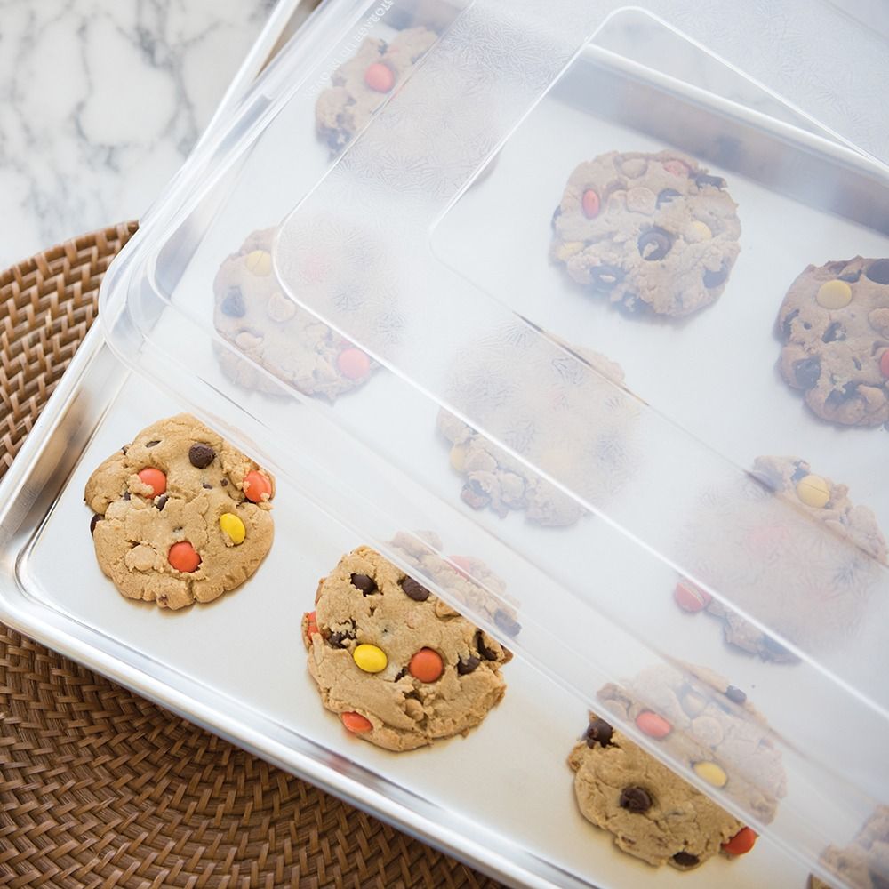 Nordic Ware Baker s Half Sheet with Storage Lid