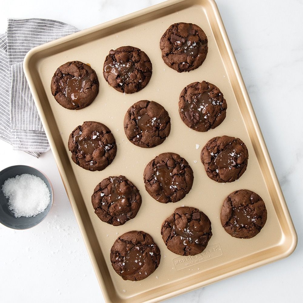 Nordic Ware Nonstick Baker's Half Sheet Pan Everything Kitchens