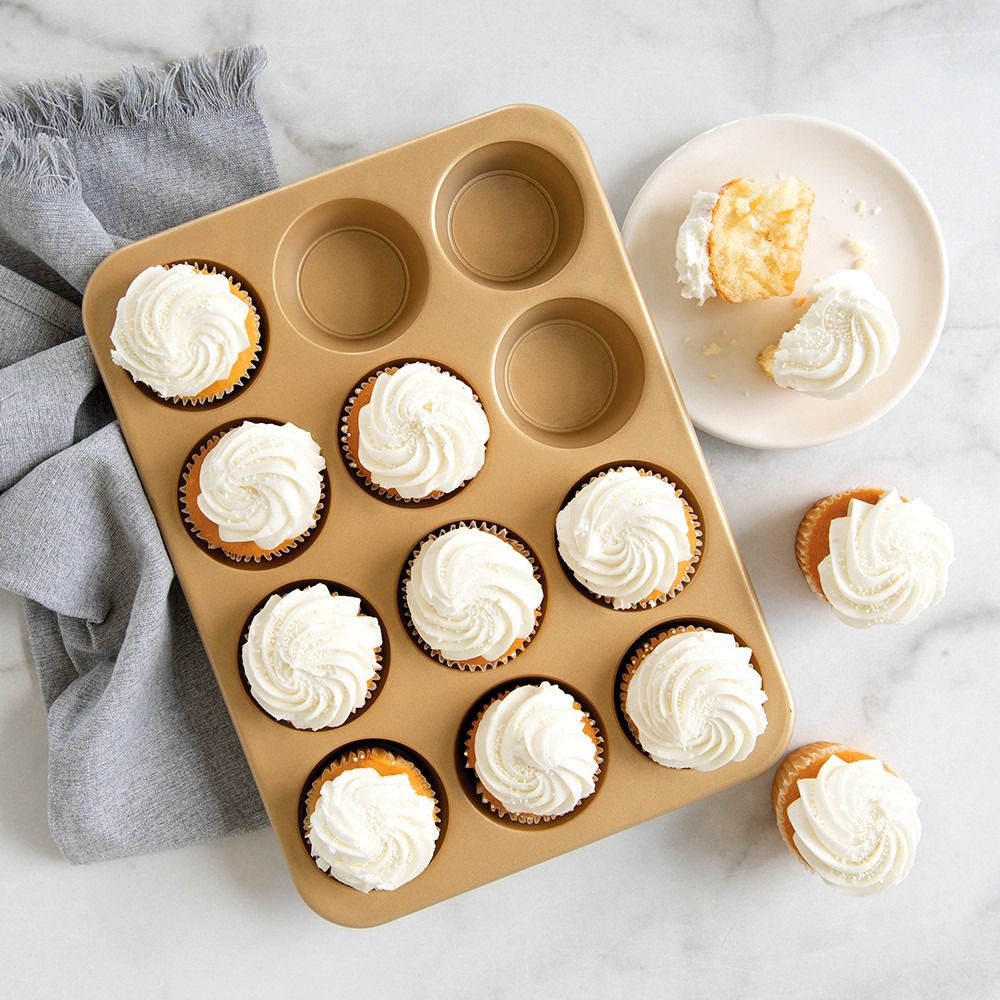 Nordic Ware Naturals Nonstick 12 Cup Muffin Pan