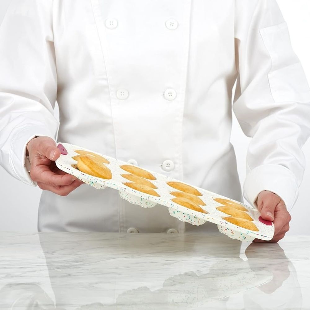 Trudeau Structure Donut Pan