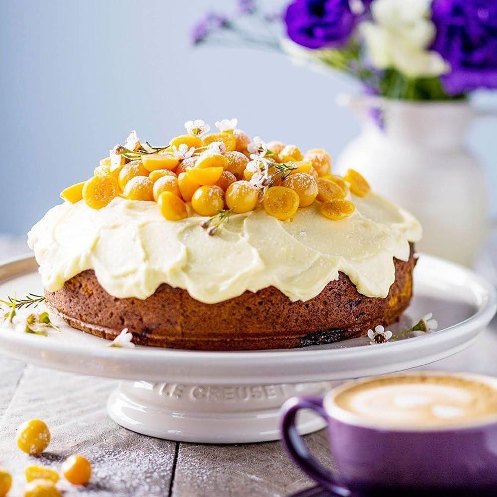 Le creuset cake stand discount