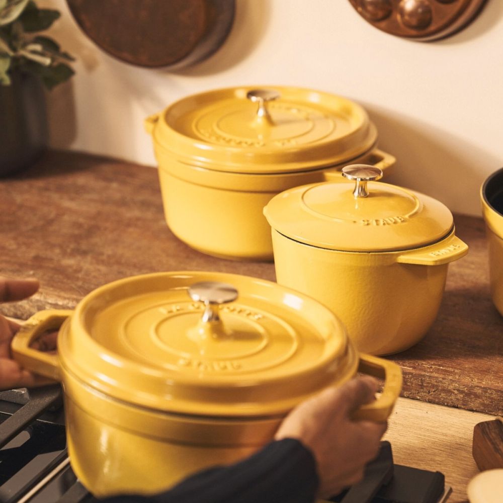 Staub 5.5 Qt. Round Dutch Oven | Citron