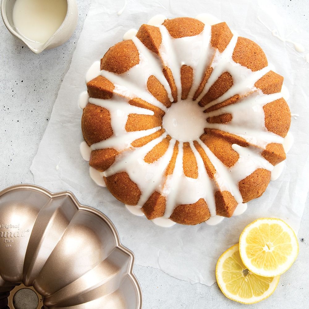 Nordic Ware Toffee Original Bundt Cake