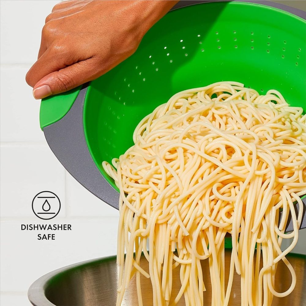 3.5-Quart Collapsible Strainer | OXO | Everything Kitchens