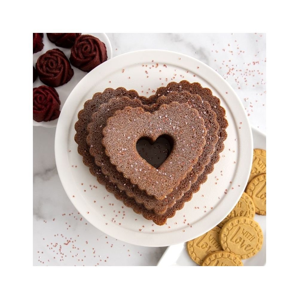 NW 89937 Nordic Ware Tiered Heart bundt cake pan 89937
