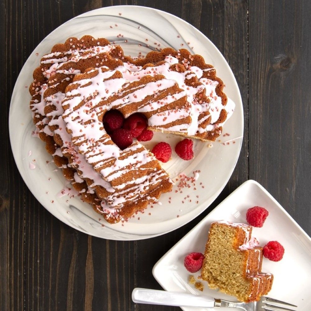 Heart bundt cake pan 2025