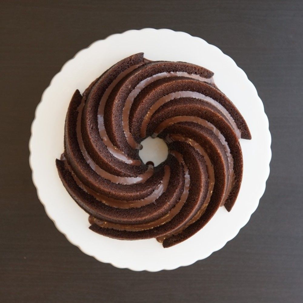 Heritage bundt top