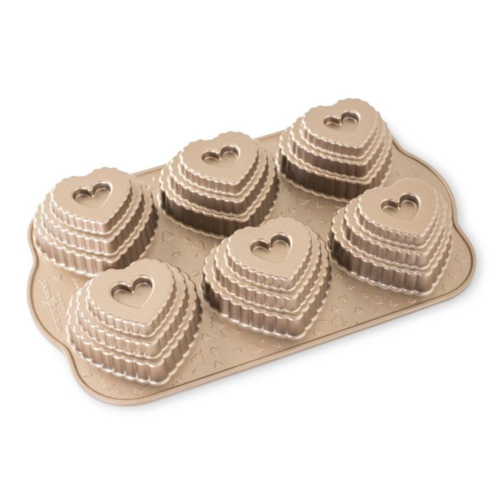 Tiered Heart Cakelet Pan (90937) | Nordic Ware ...