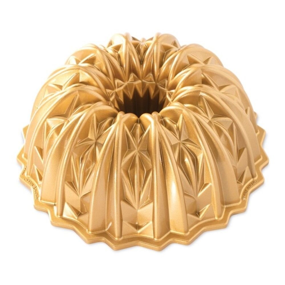 10-Cup Cut Crystal Bundt Pan | Nordic Ware | Everything Kitchens