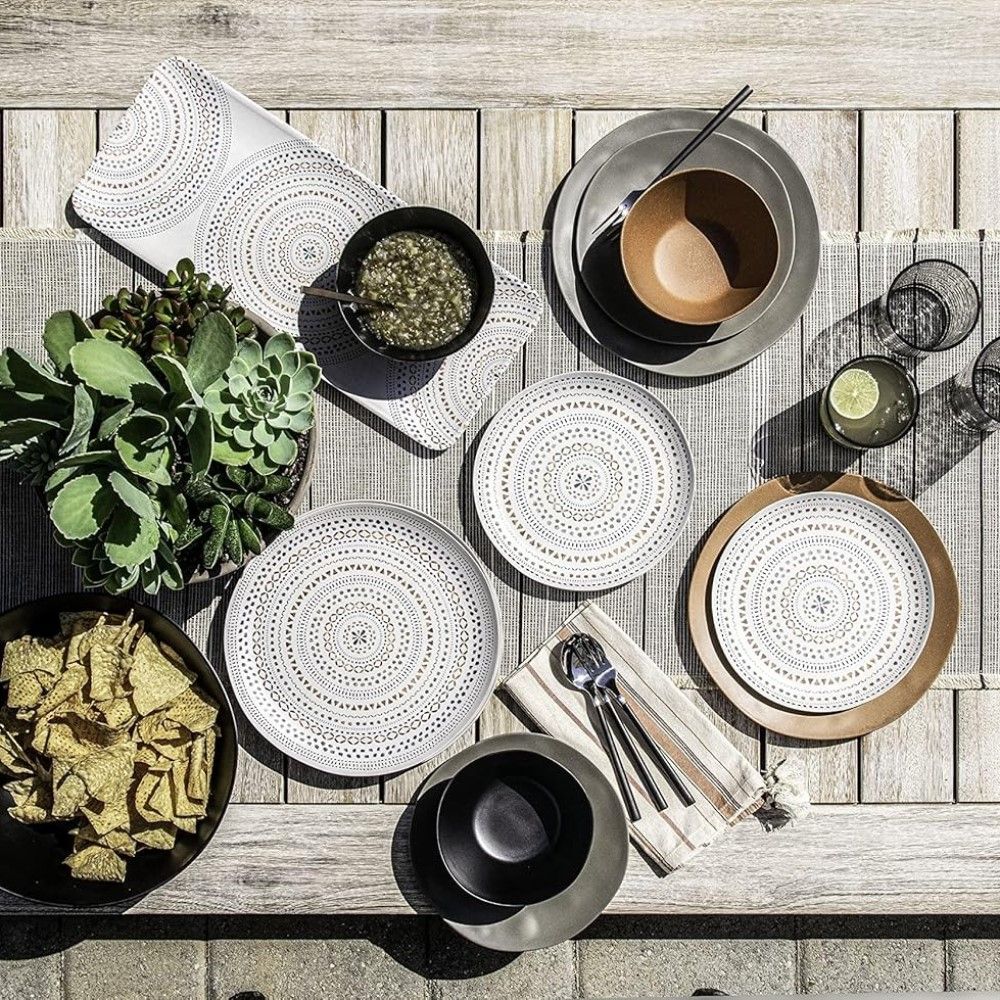 Planta Tabletop 10.5 Round Dinner Plate Matte Terracotta TarHong Everything Kitchens