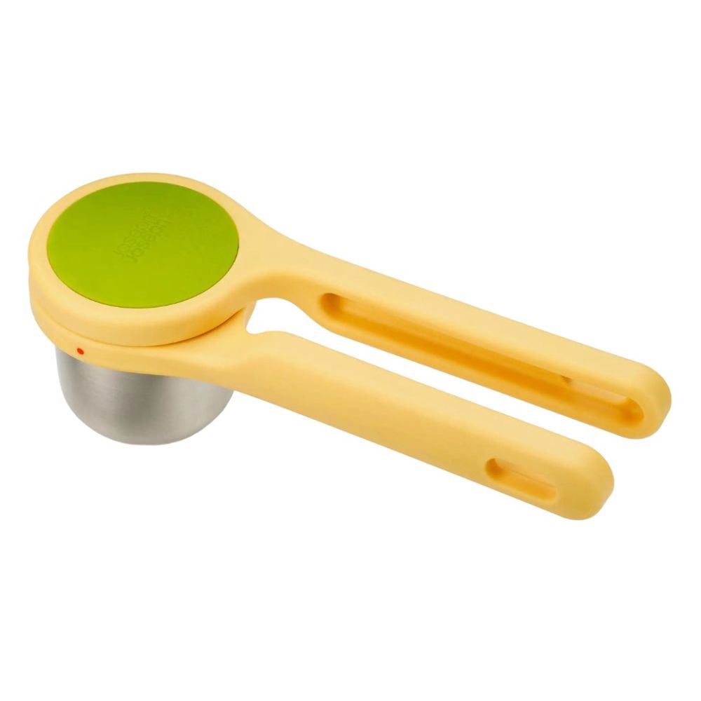 Helix Citrus Juicer (Yellow) | Joseph Joseph | Everything Kitchens