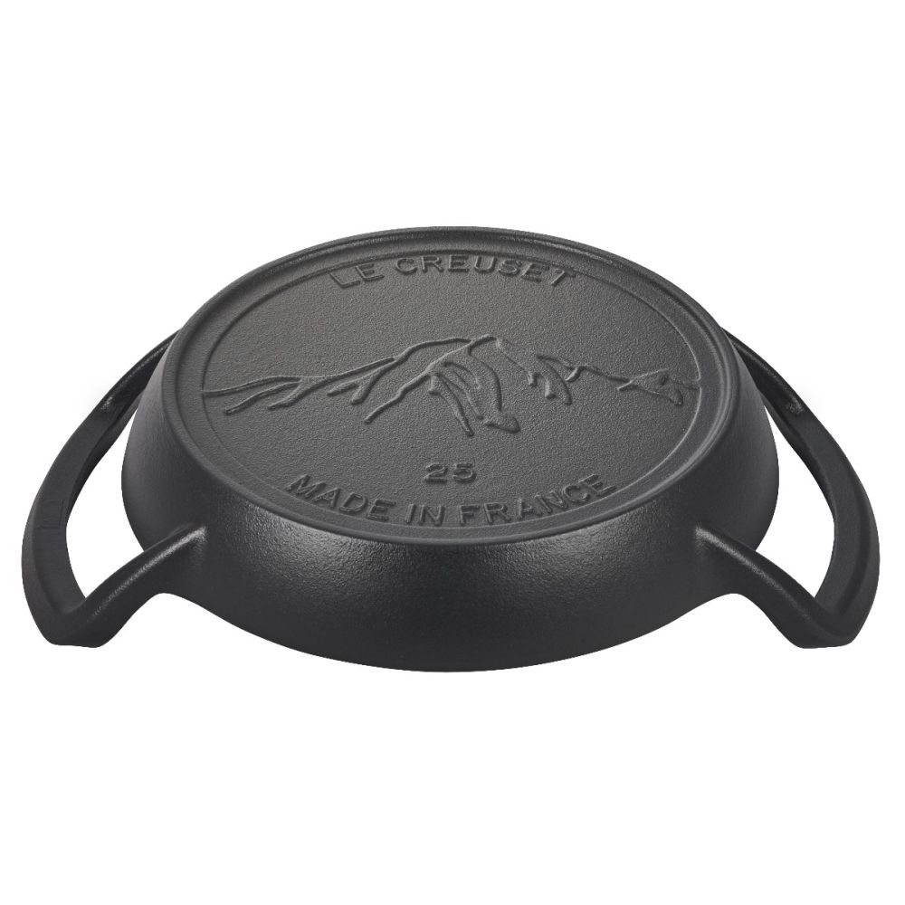 Le Creuset 10" Enameled Cast Iron Alpine Outdoor Skillet - Thumbnail 2