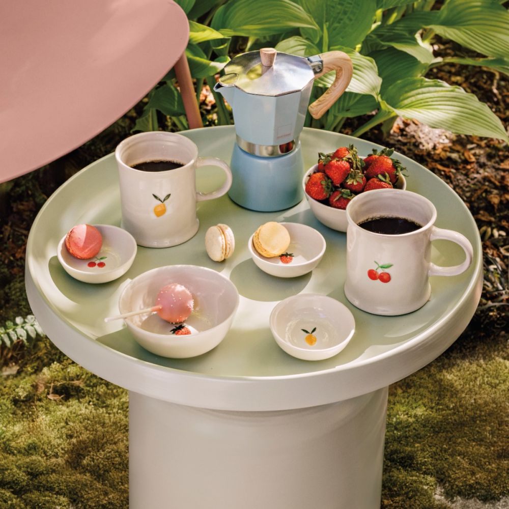 Petite Motif 3oz Embossed Pinch Bowl (Strawberry) | Danica Jubilee