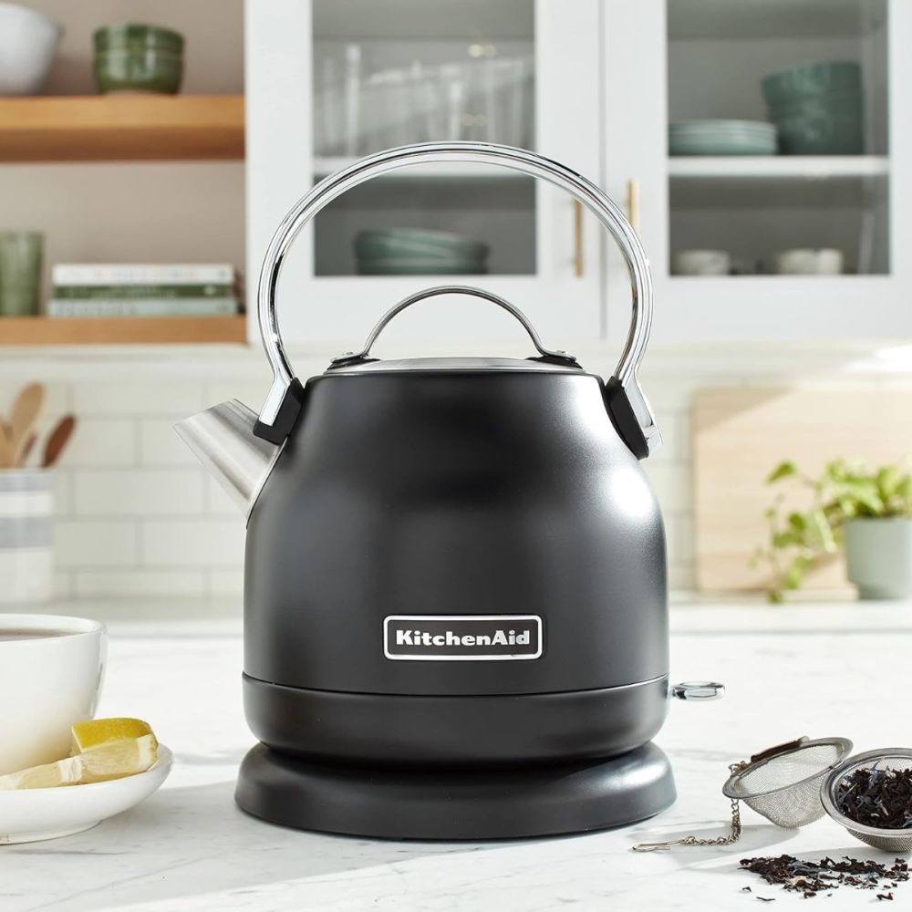 Electric Kettle (Black Matte) KitchenAid Everything Kitchens