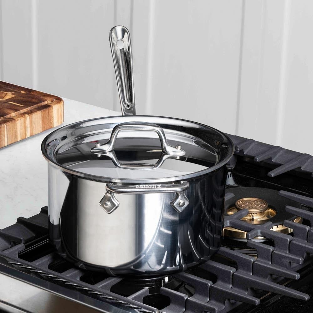 All-Clad D3 3-Ply Stainless Steel Sauce Pan with Lid 4 Quart - Thumbnail 3