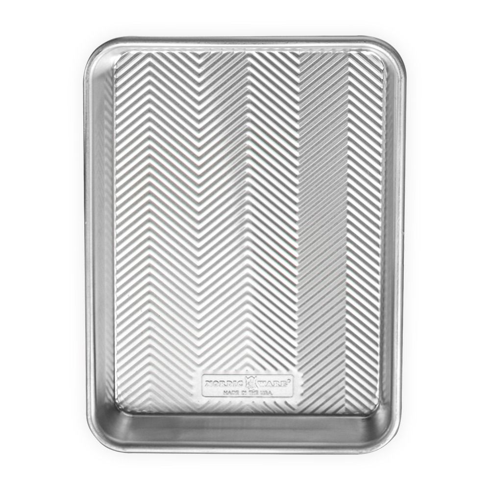 Nordic Ware Prism Baking Pan