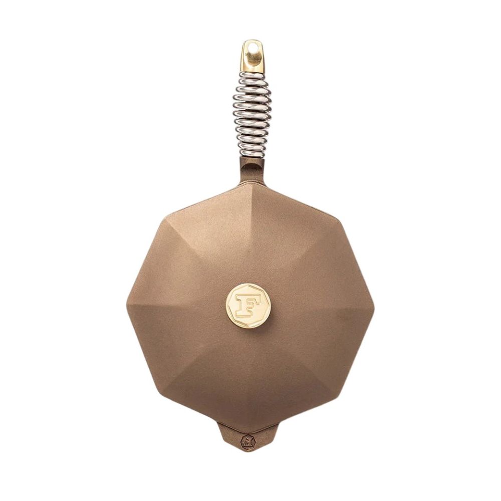 FINEX 10" Octagonal Pre-Seasoned Cast Iron Skillet with Speed Cool Spring Handle and Cover - Thumbnail 2