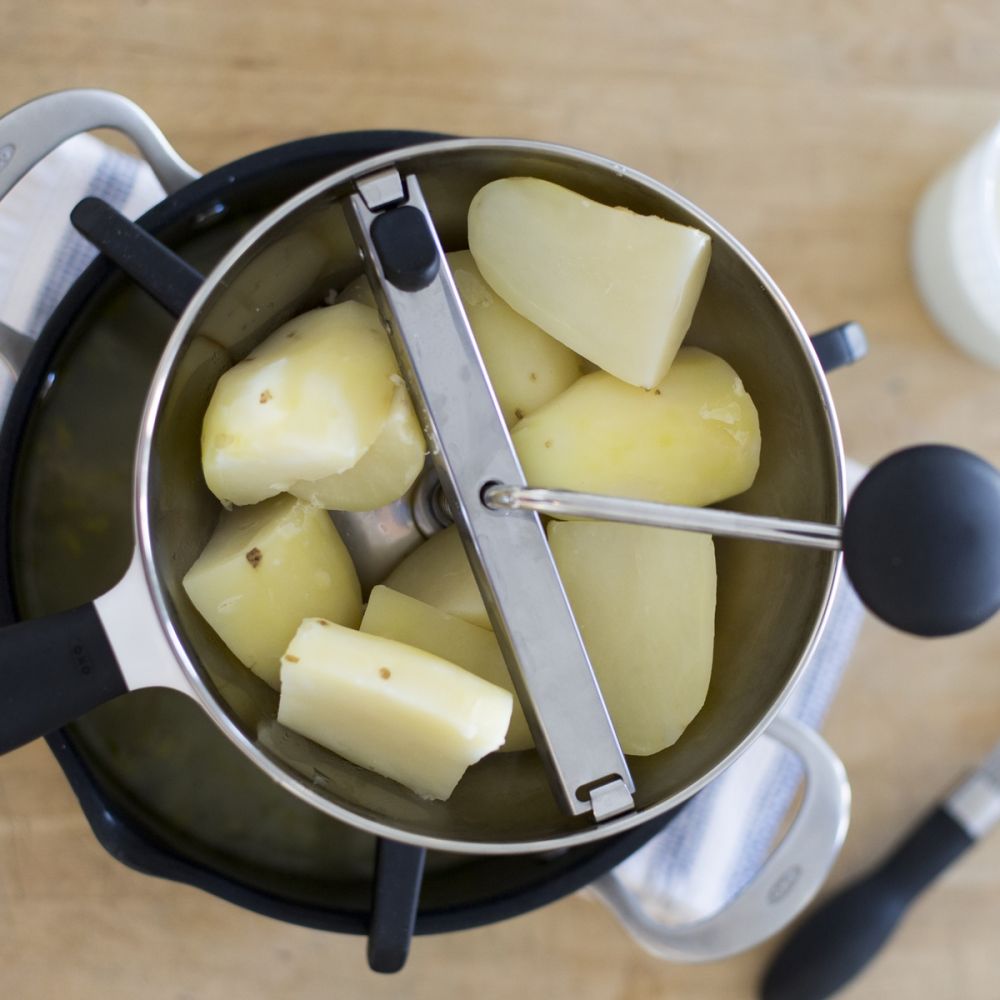 【美品】OXO　GOODGRIP　フードミル Amazon.com: OXO Good Grips Stainless Steel Food Mill For