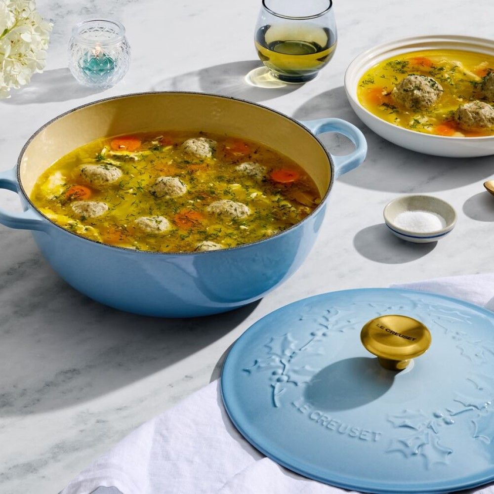 Holly Collection 4.5 Qt. Soup Pot (Coastal Blue) | Le Creuset