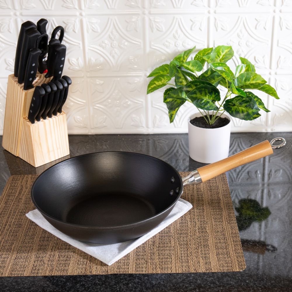 Joyce Chen Stir Fry Pan - Thumbnail 3